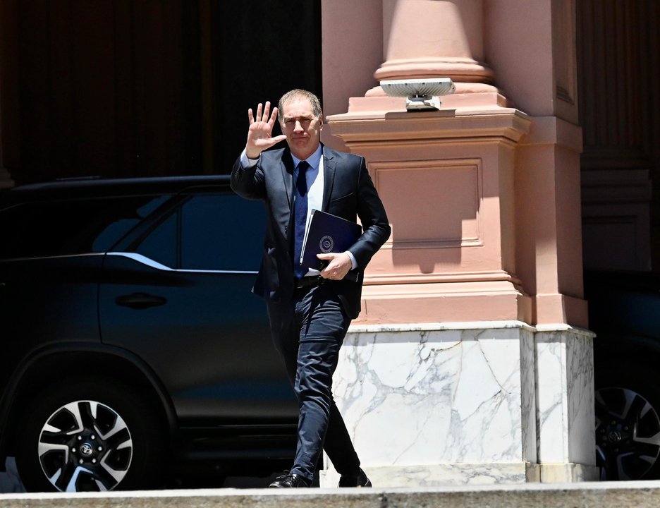 Gobierno: Santilli aguarda el llamado de Milei para empezar la sucesión Gobierno: Santilli aguarda el llamado de Milei para empezar la sucesión